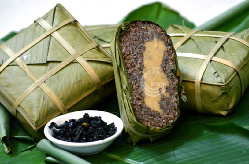 Cách làm bánh chưng đen Mường Lò