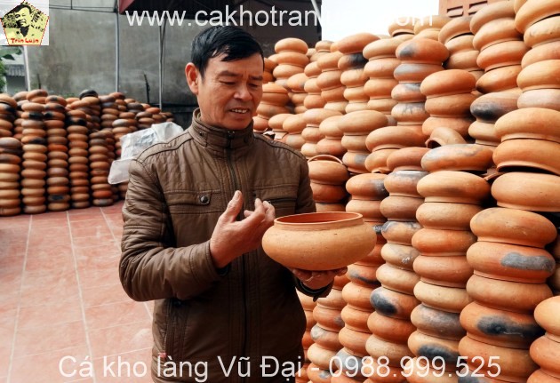 Niêu đất phải là loại lấy từ Thanh Hóa và trước khi bỏ cá đều được đun qua nước sôi.