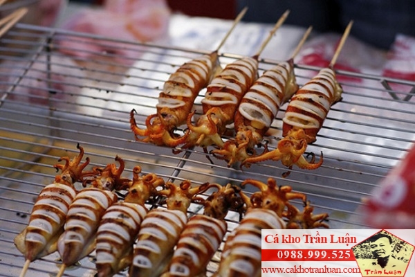 mực nhảy cửa lò