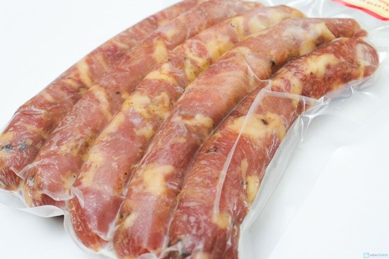 lạp xưởng hun khói đặc sản Tây Bắc